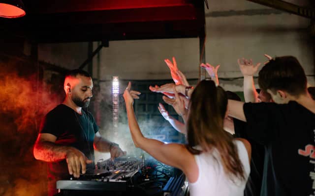 Llamada y presupuesto · DJs Palma, Palma